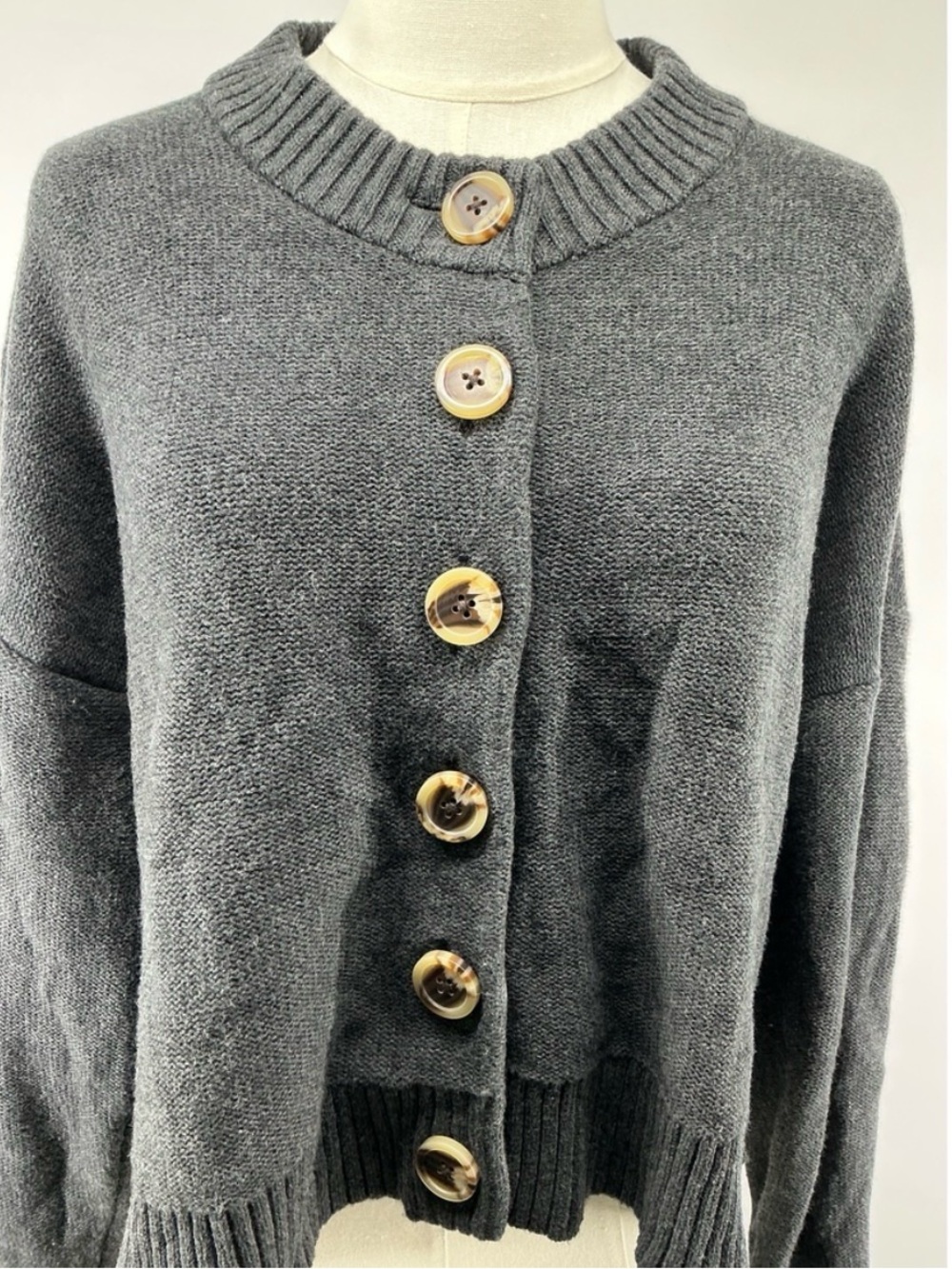 100% Organic Cotton Cropped Cardigan - Picture 3 of 3